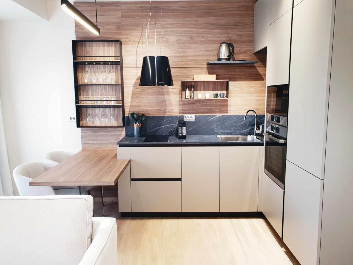 New Ana Design City Center Apartments Pula Exterior photo